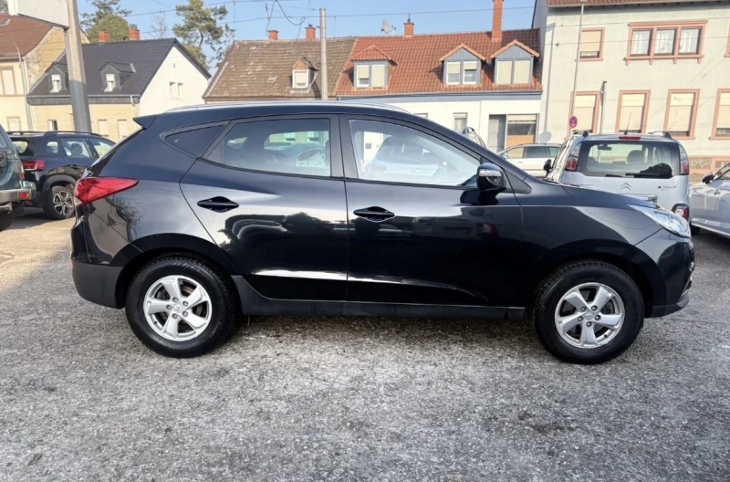Hyundai IX35 2.0 Бензин внос Германия, снимка 7 - Автомобили и джипове - 53208072