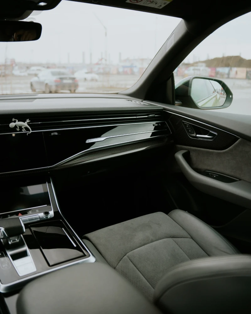 Audi SQ8 SQ8 4.0 TDI S-LINE, снимка 13 - Автомобили и джипове - 53247511