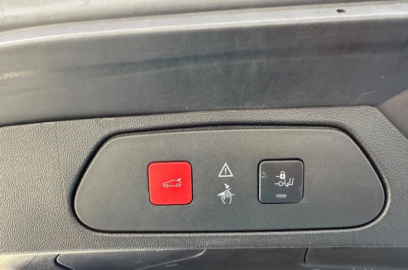 Opel Grandland X 1.6 benz/plug, hibrid/, снимка 14 - Автомобили и джипове - 53422454