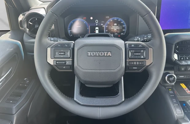 Toyota Land cruiser 2.8 D-4D = NEW = Executive Гаранция - изображение 7