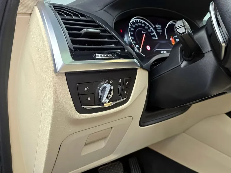 BMW X3 xDrive 20D, снимка 17 - Автомобили и джипове - 55103515