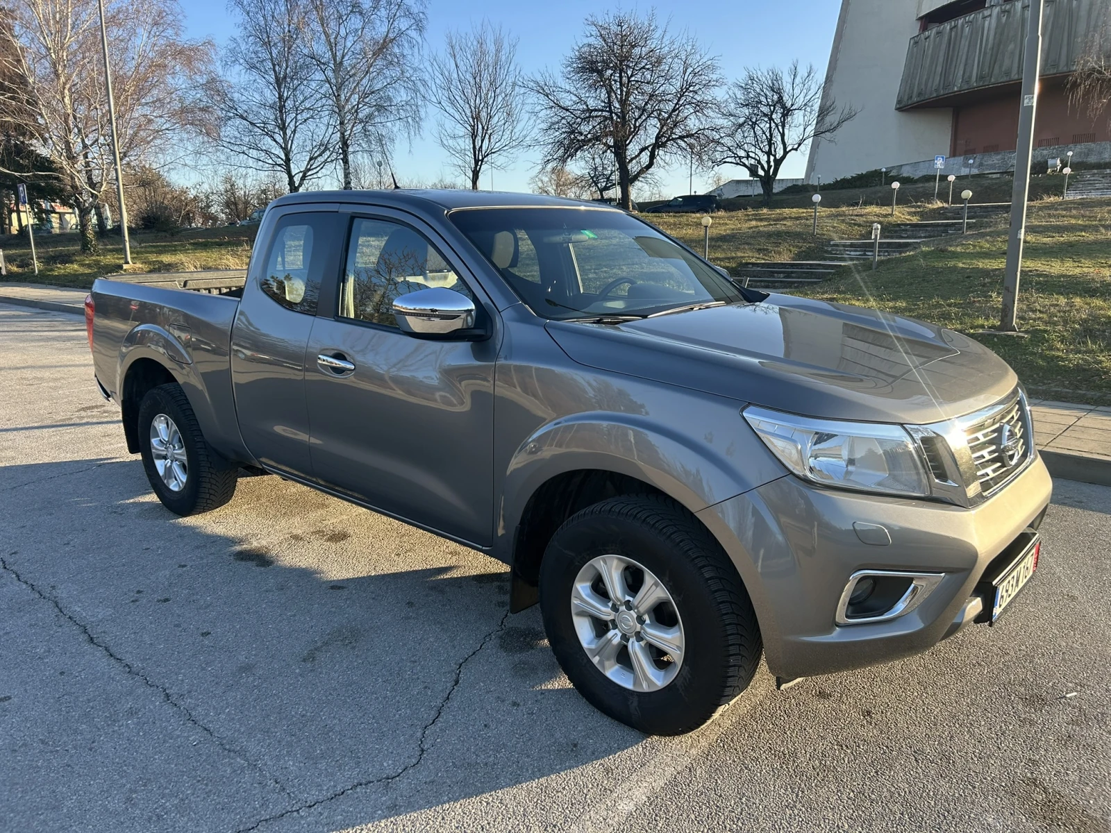 Nissan Navara 2.3 D 4X4 EURO 6 41000 КМ !! - изображение 2