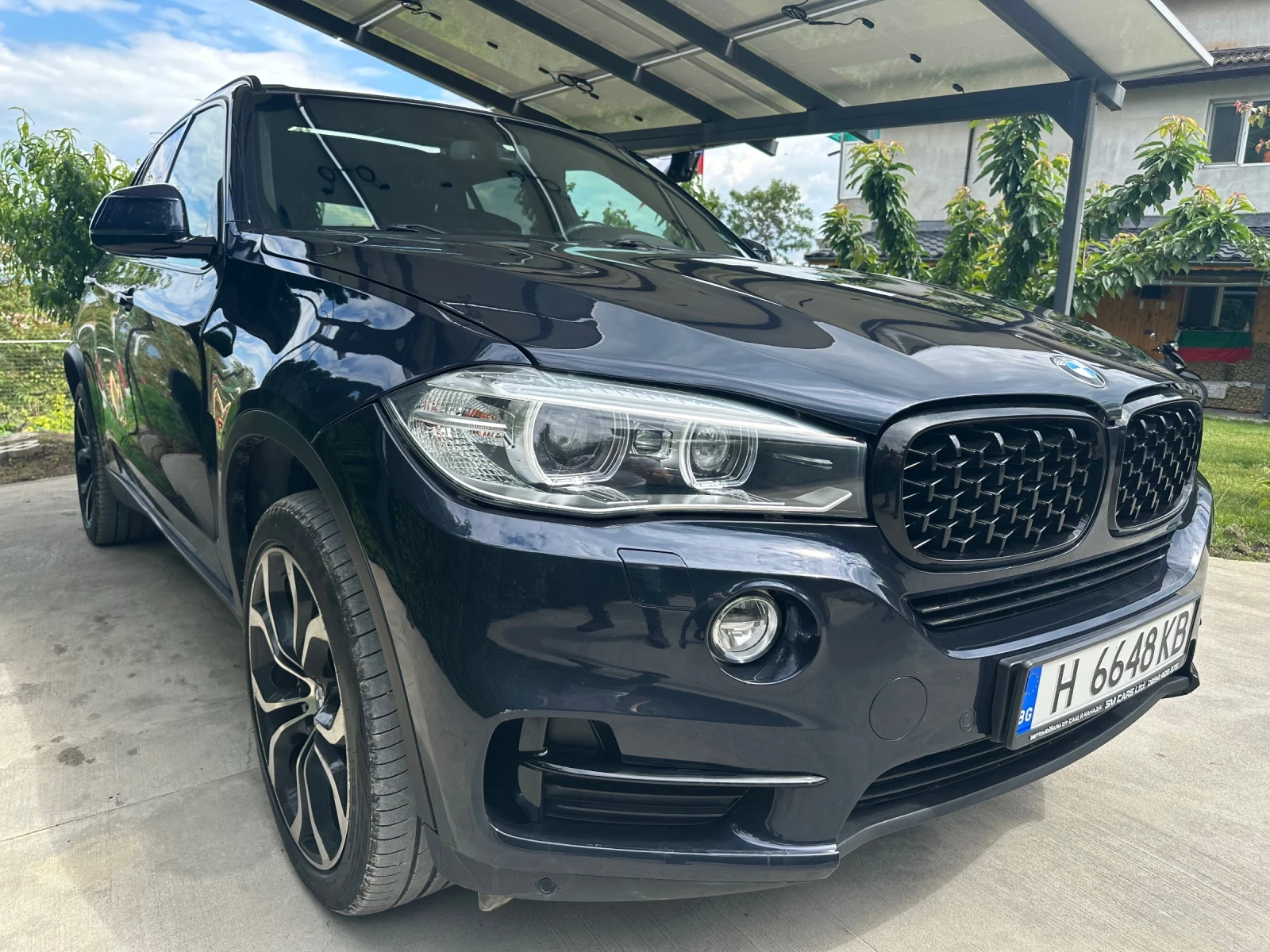 BMW X5 FULLED* KEYLESS* PANORAMA* F1* HEAD UP* SPORTPACK - изображение 3
