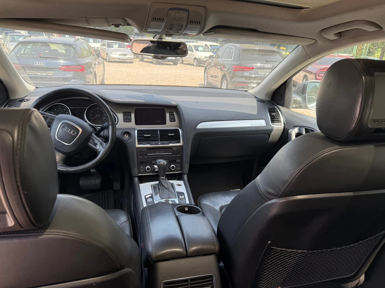 Audi Q7 FSI* 7-места* ТОП СЪСТОЯНИЕ* S-Line - изображение 10