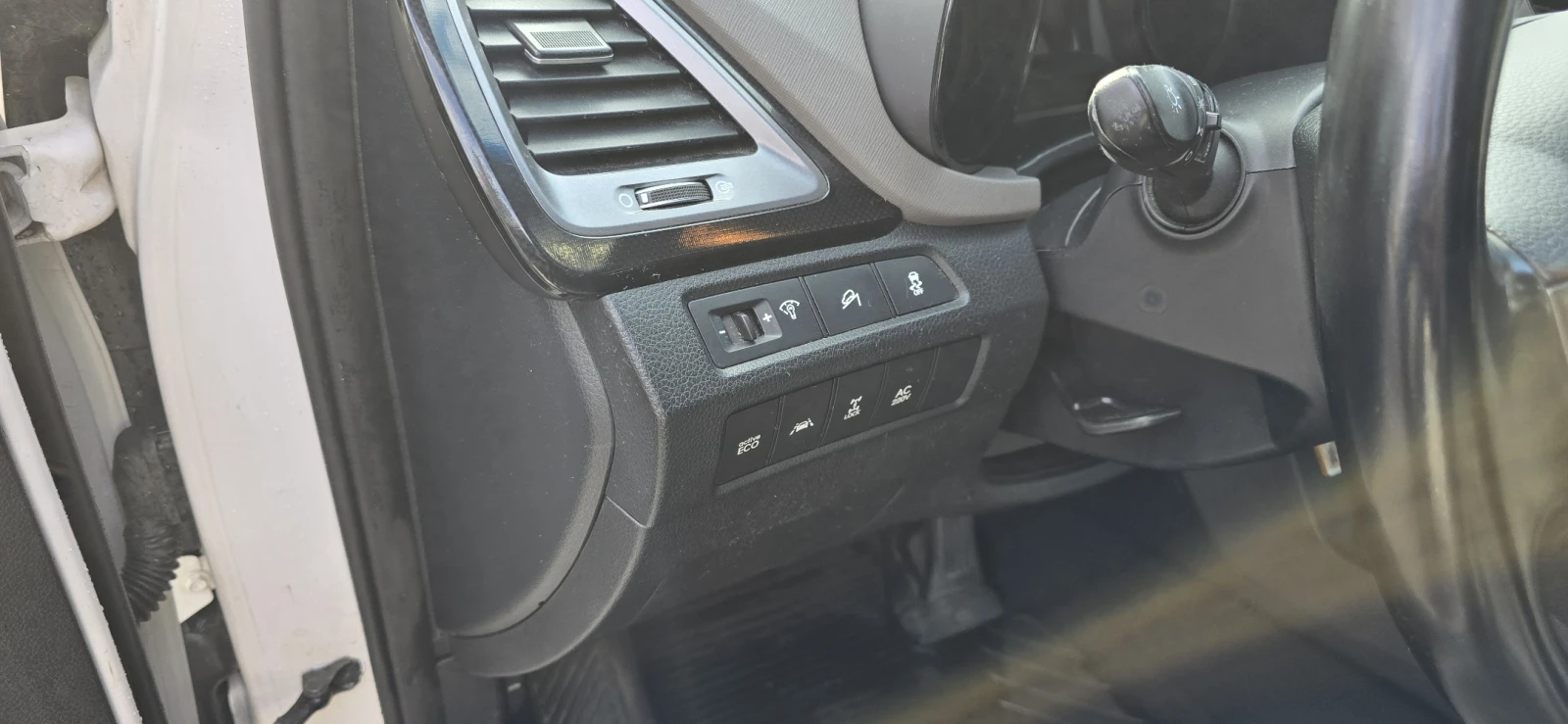 Hyundai Santa fe 2.2 CRDI 4x4 Premium - изображение 6