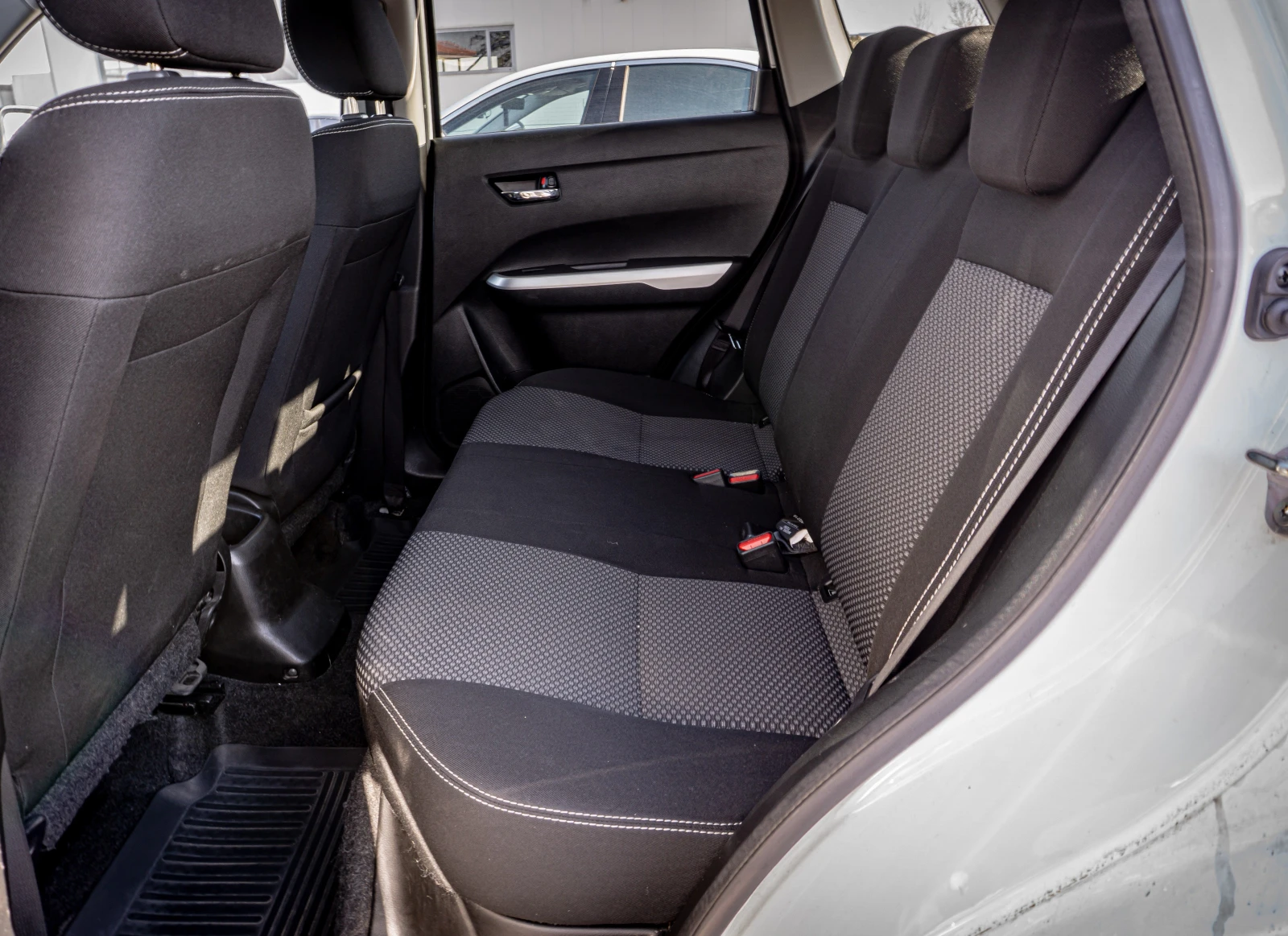 Suzuki Vitara 1.6 ������ ���� ����! ���! � ��������! | Mobile.bg � ����������� 12