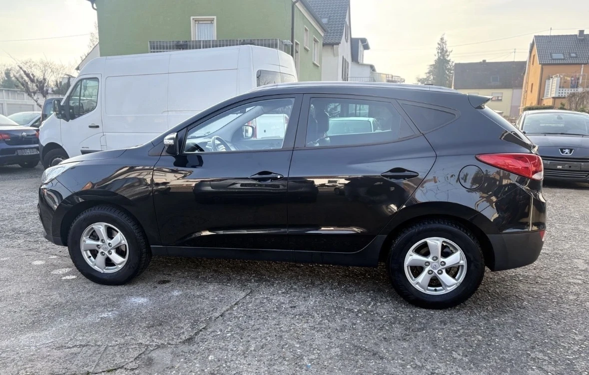 Hyundai IX35 2.0 Бензин внос Германия - изображение 9