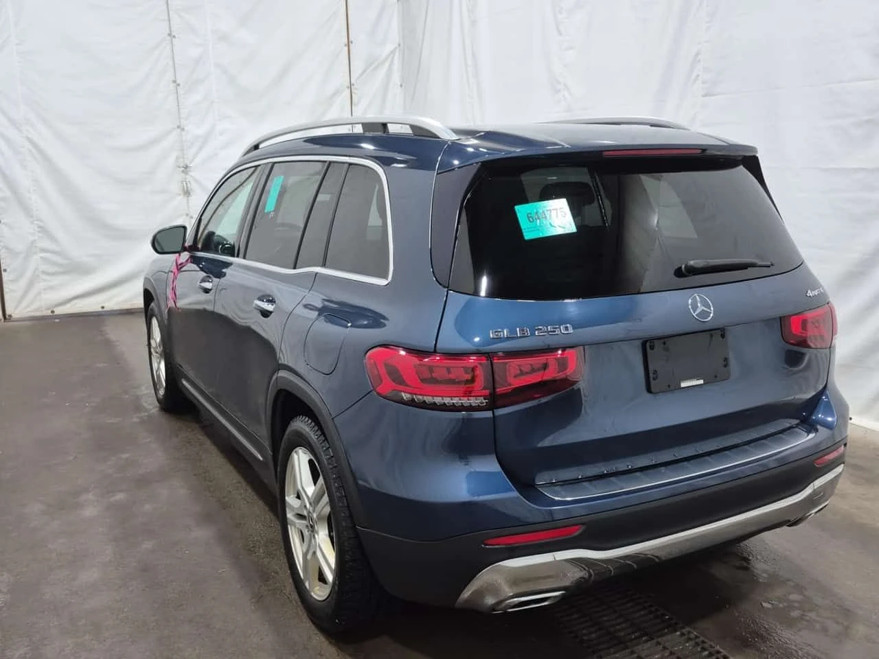 Mercedes-Benz GLB 250 4MATIC/ПАНОРАМА/АМБИЕНТНО, снимка 6 - Автомобили и джипове - 54064604