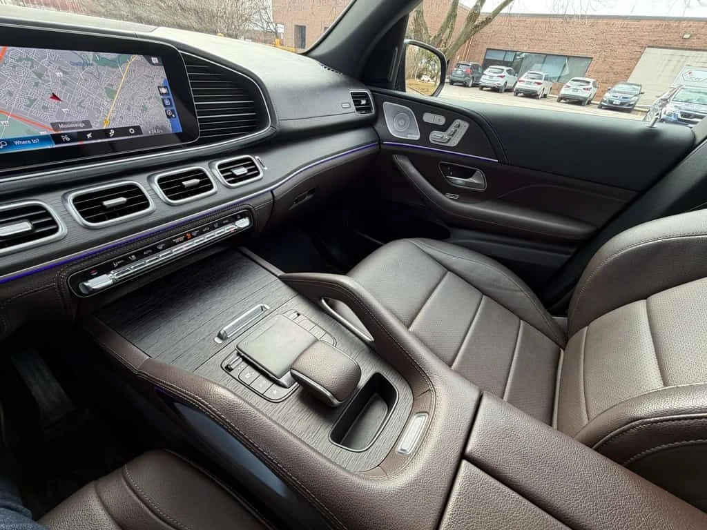 Mercedes-Benz GLE 450 4MATIC SUV/AMG Package/Running boards  CARFAX, снимка 17 - Автомобили и джипове - 54108135