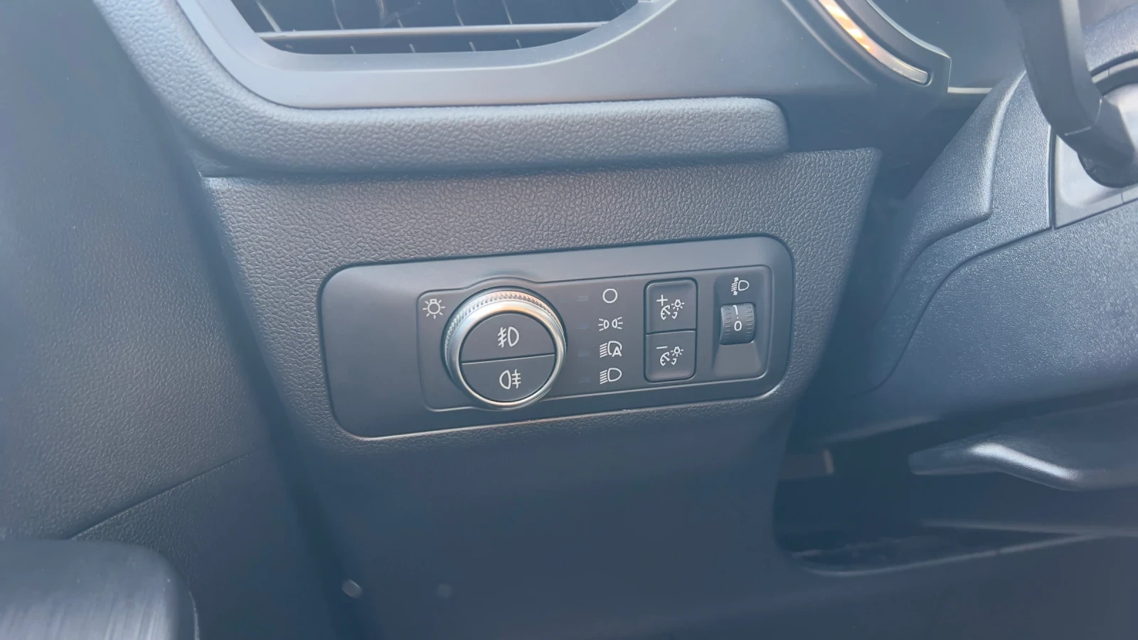 Ford Kuga 2.0 4x4 evro6 Camera Keyless Top Top, снимка 10 - Автомобили и джипове - 54542372
