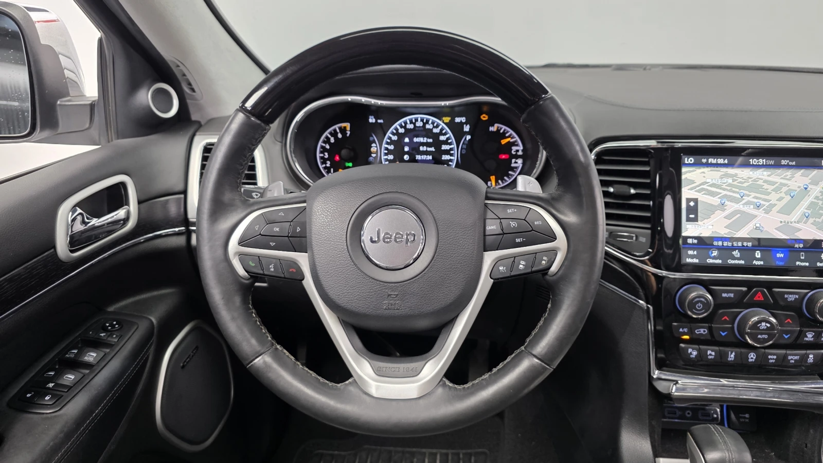 Jeep Grand cherokee SUMMIT ' DISTRONIC ' FULL, снимка 12 - Автомобили и джипове - 55903361
