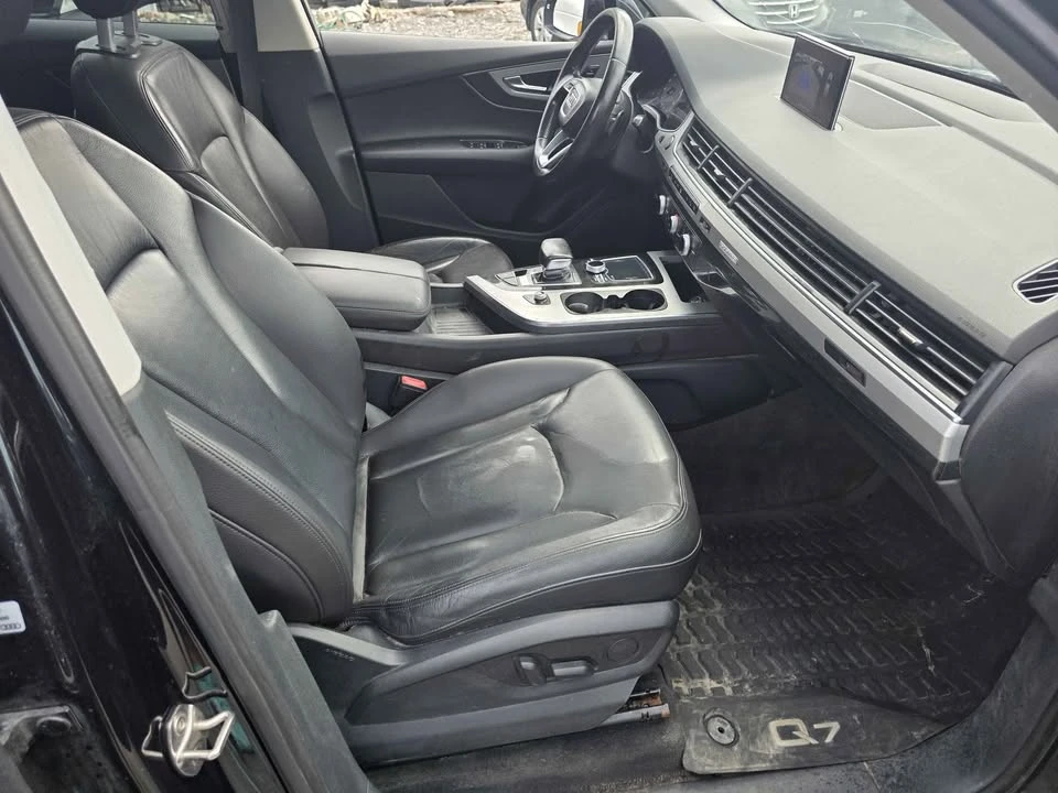 Audi Q7 ЦЕНА ДО БЪЛГАРИЯ !!!, снимка 6 - Автомобили и джипове - 56088474