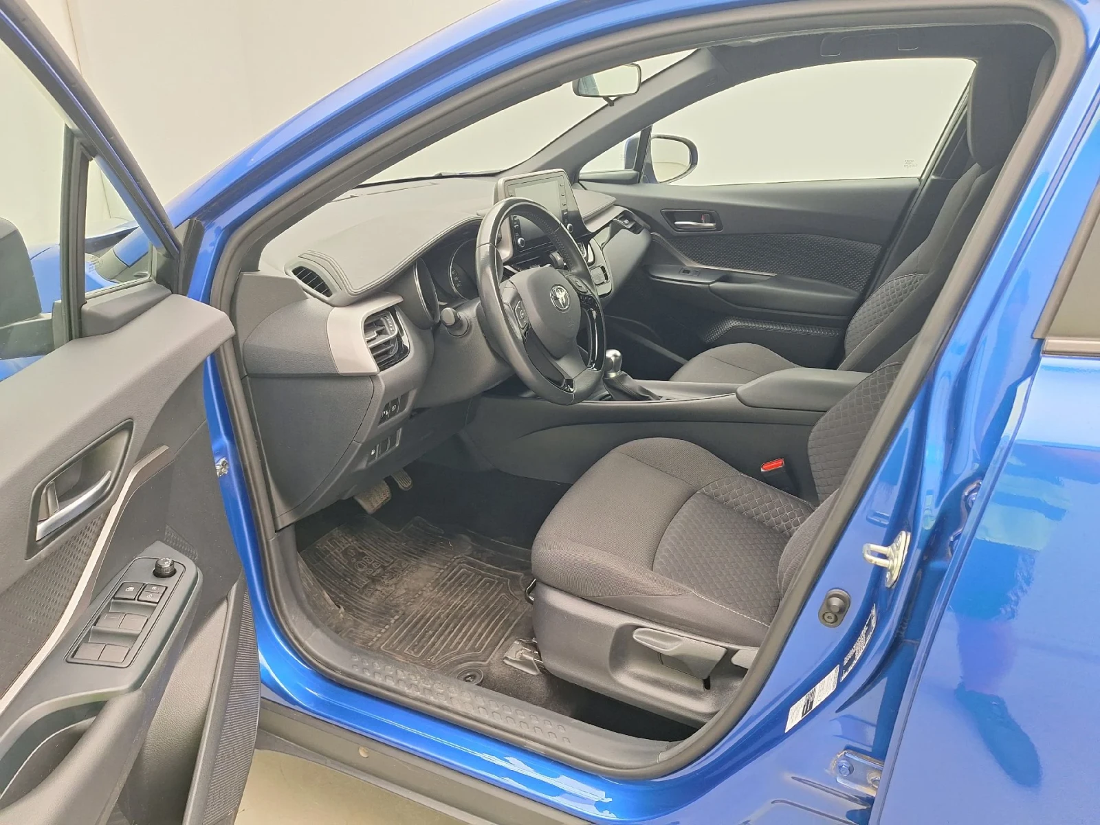 Toyota C-HR 1.8 C-Enter ����������� | Mobile.bg � ����������� 6