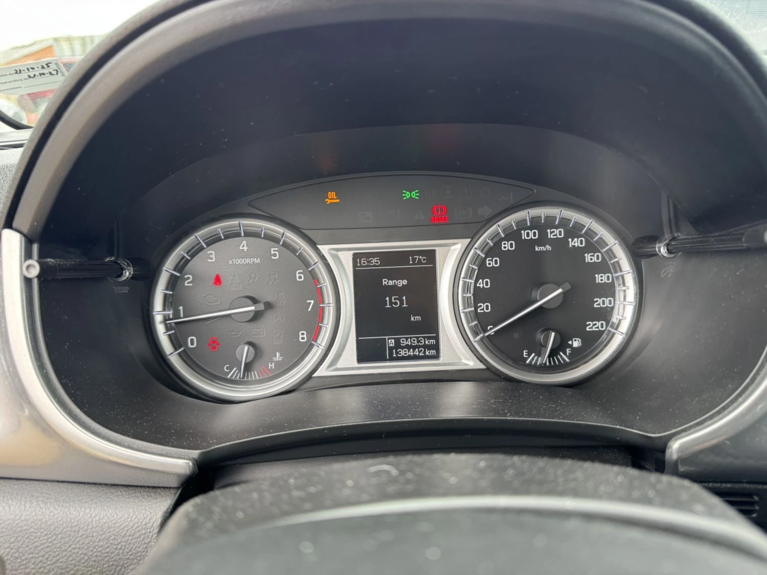 Suzuki Vitara Exclusive 1.6 Бензин, снимка 7 - Автомобили и джипове - 56251996