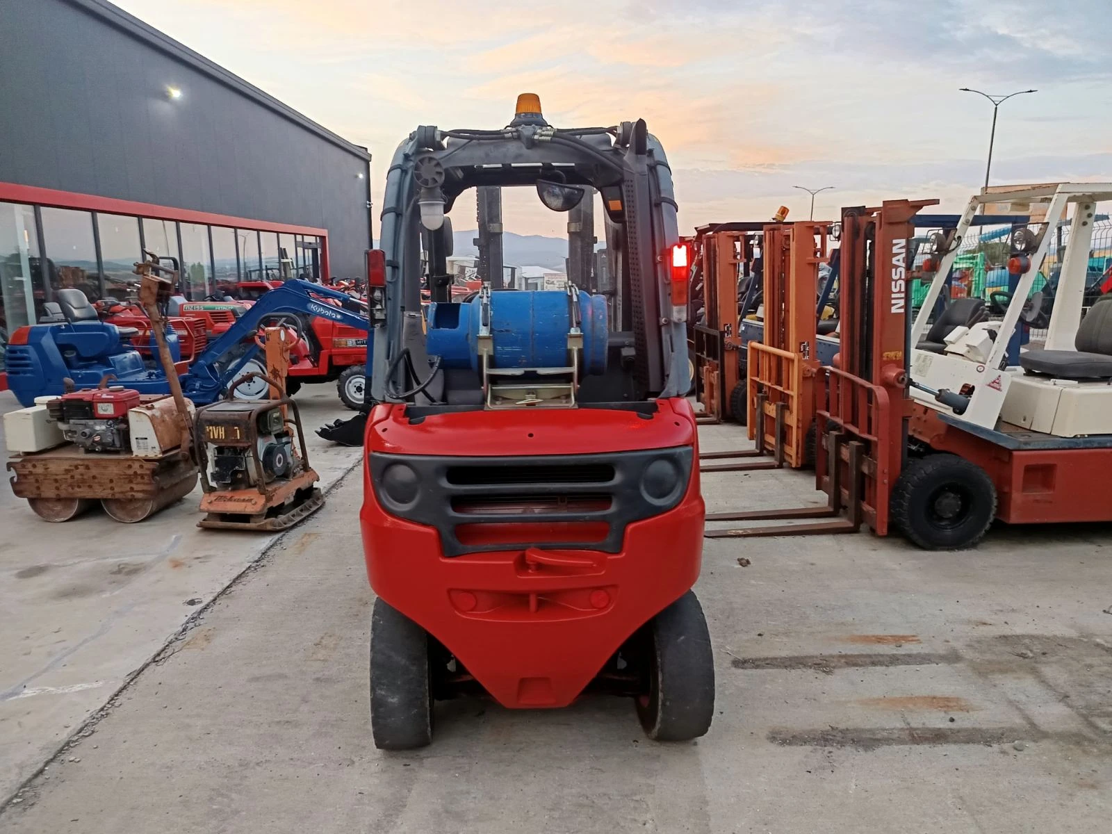 ������� Linde ��� ���� ��������� | Mobile.bg � ����������� 3