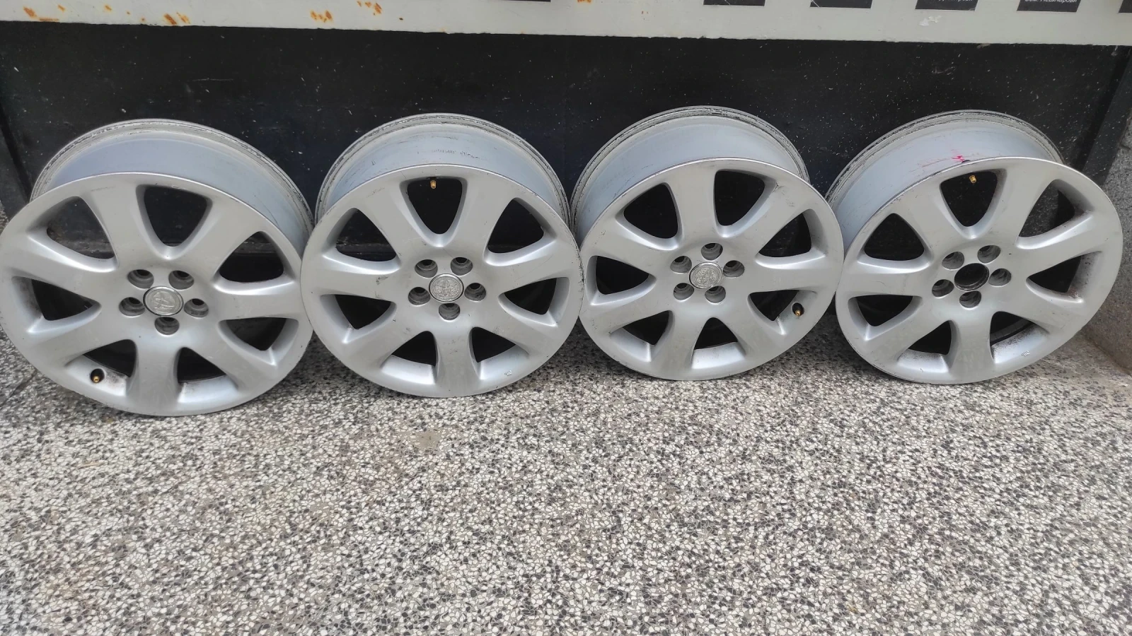 ������ | Mobile.bg � ����������� 3