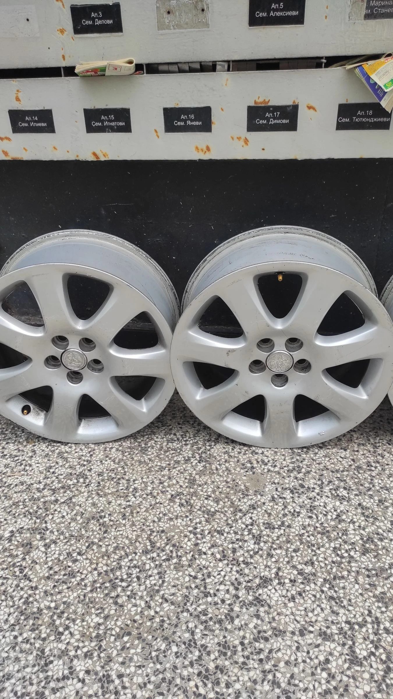 ������ | Mobile.bg � ����������� 4