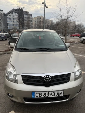 Toyota Corolla verso 2.0 D4D, снимка 1