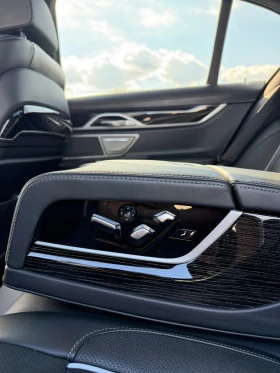 BMW 740 xDrive * M Pack* , снимка 15