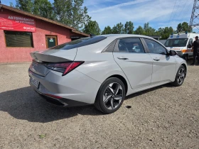 Hyundai Elantra 1.6 AVANTE HYBRID, снимка 3