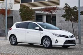 Toyota Auris Hybrid 1