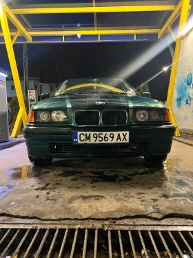 BMW 318, снимка 2