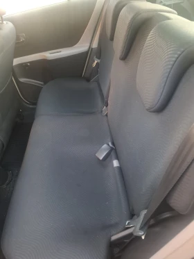 Toyota Yaris - 4200 € - 29512579 7