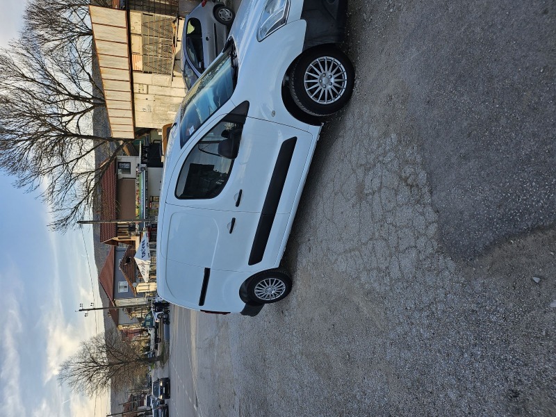 Citroen Berlingo, снимка 5 - Автомобили и джипове - 46399763