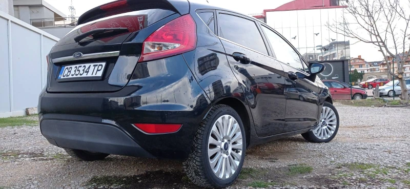 Ford Fiesta TITANIUM LPG 1, 4, снимка 5 - Автомобили и джипове - 49093435