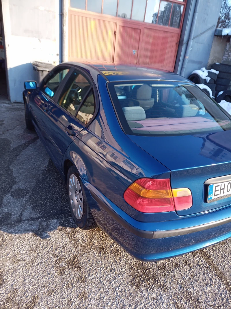 BMW 318, снимка 13 - Автомобили и джипове - 49224996