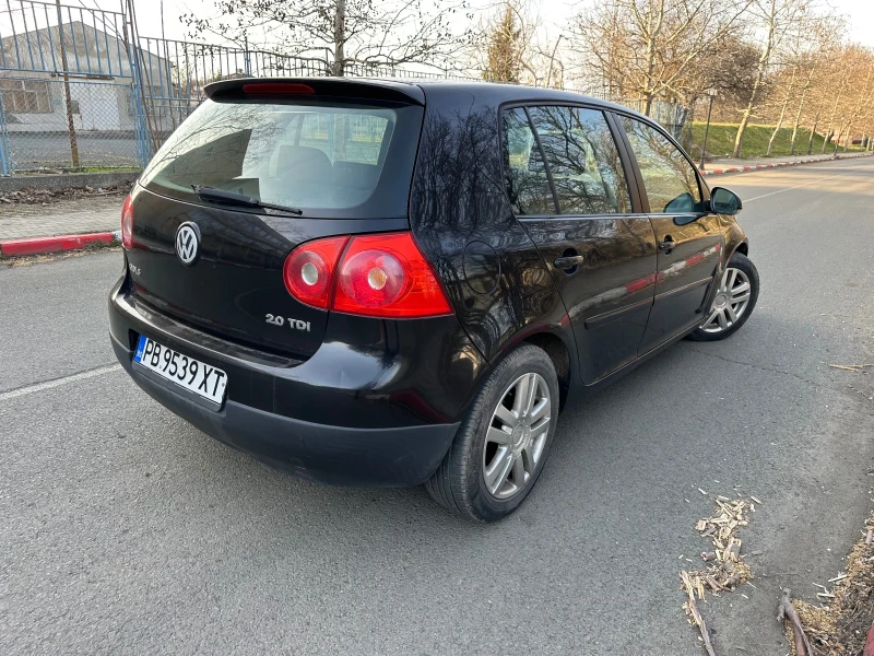 VW Golf 2.0 TDI, снимка 6 - Автомобили и джипове - 49465327