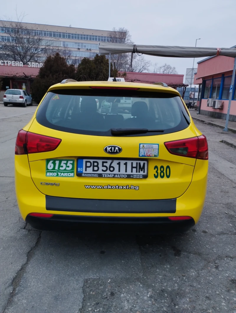 Kia Ceed 1.4, снимка 2 - Автомобили и джипове - 51318027