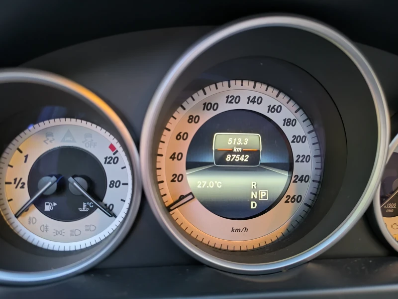 Mercedes-Benz E 220 W212 facelift om651 9G tronic , снимка 8 - Автомобили и джипове - 52448415