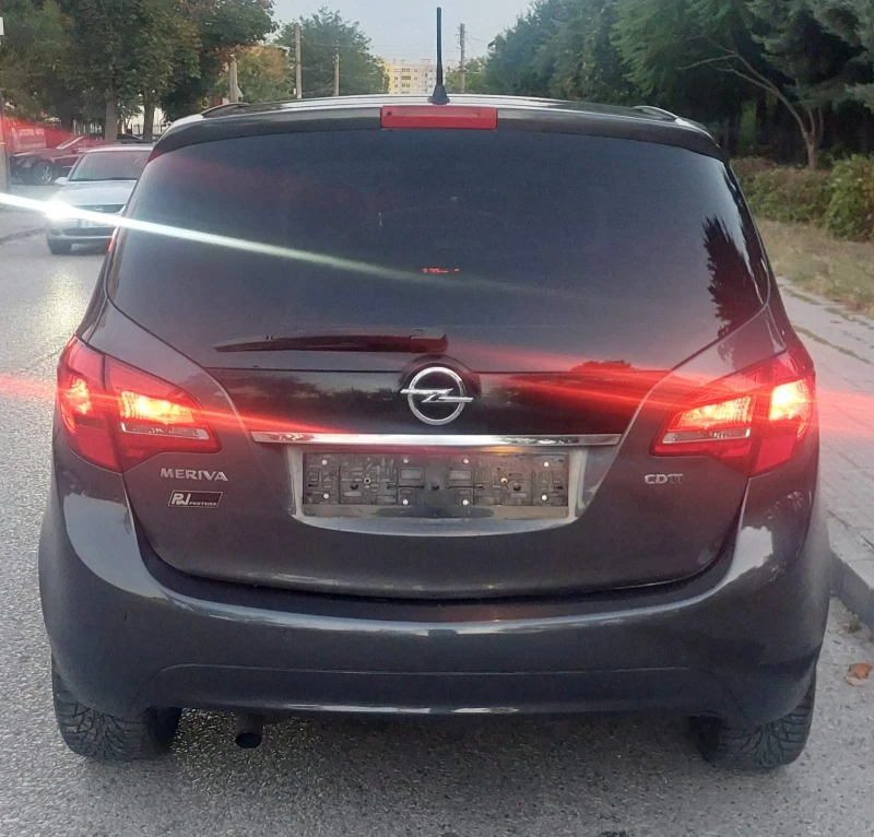Opel Meriva, снимка 5 - Автомобили и джипове - 53040302
