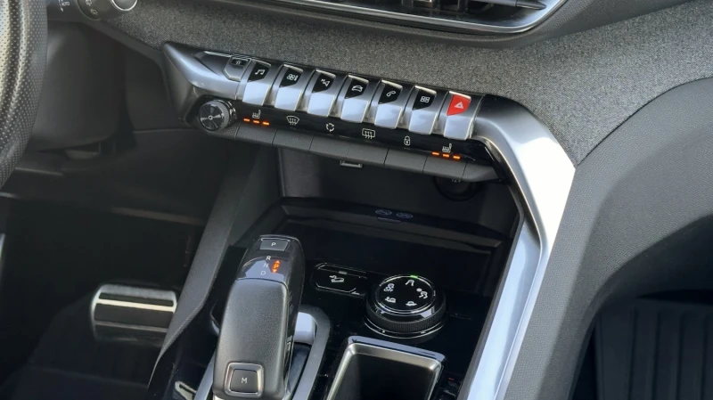 Peugeot 5008 1.6T 180кс.GТLine Aut.Cam360 Carplay Масаж Подгрев, снимка 12 - Автомобили и джипове - 53414538