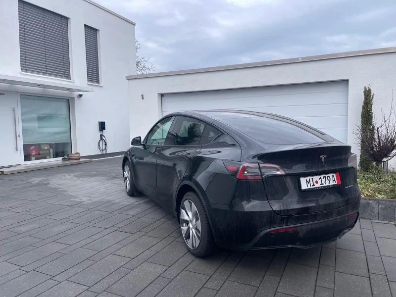 Tesla Model Y Long Range AWD EU