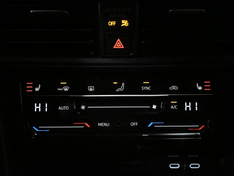 VW Jetta * АвтоКреди* (ЦЕНА ДО БГ), снимка 13 - Автомобили и джипове - 53581907