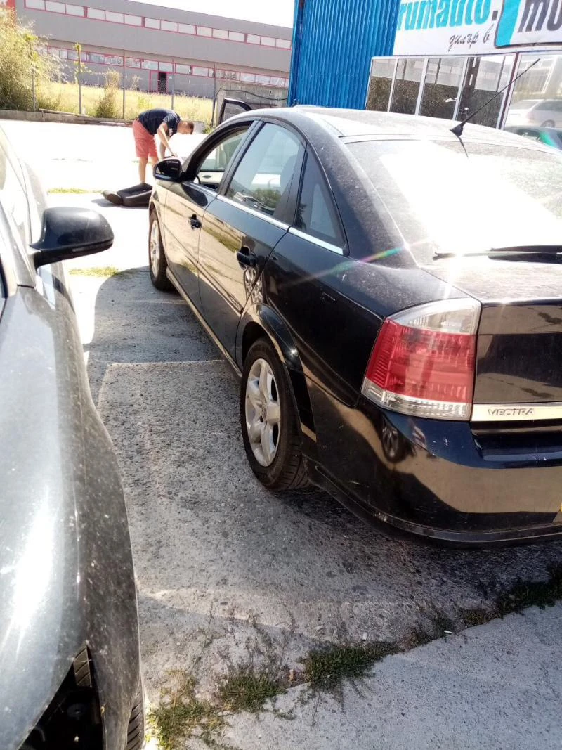 Opel Vectra 1.9 cdti, снимка 4 - Автомобили и джипове - 26331000