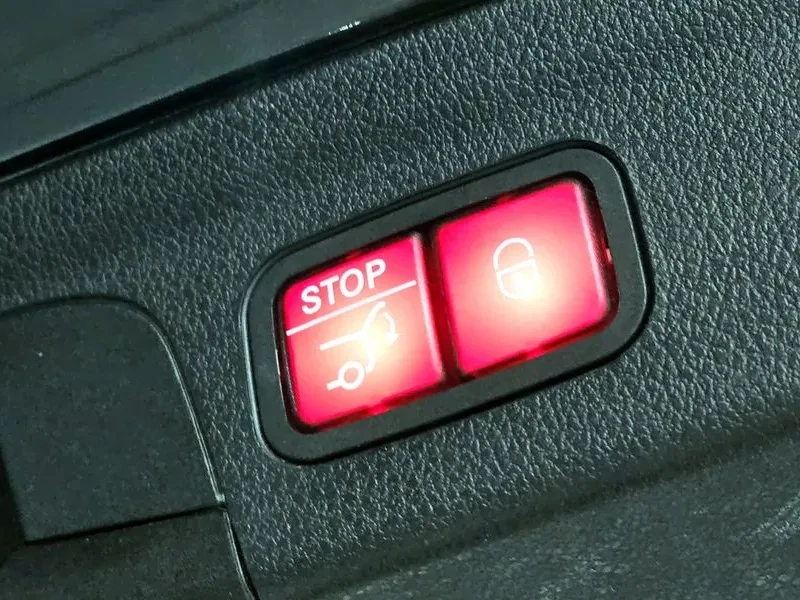 Mercedes-Benz CLE 300 D 4MATIC, снимка 15 - Автомобили и джипове - 54739126