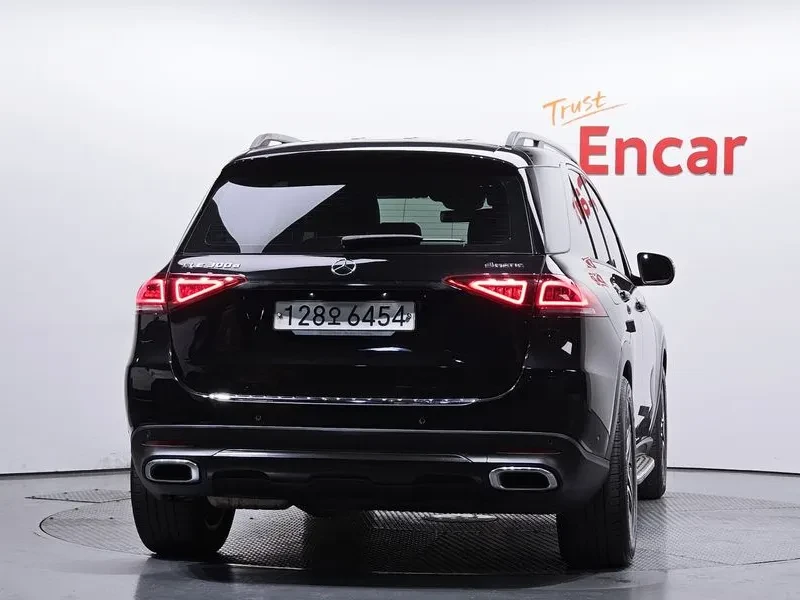 Mercedes-Benz CLE 300 D 4MATIC, снимка 4 - Автомобили и джипове - 54739126