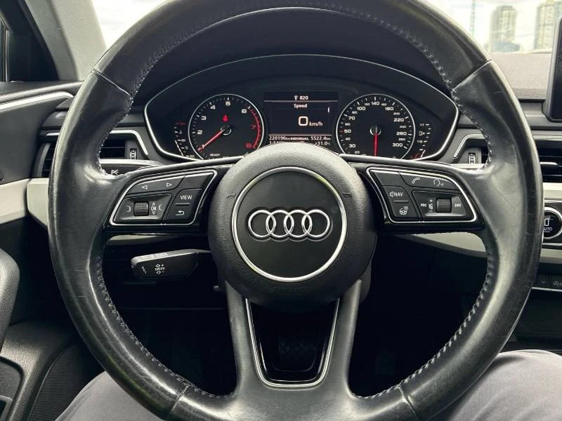 Audi A4 * Komfort * Quattro * CARFAX * ЛИЦЕНЗИРАН ДИЛЪР, снимка 8 - Автомобили и джипове - 55725049