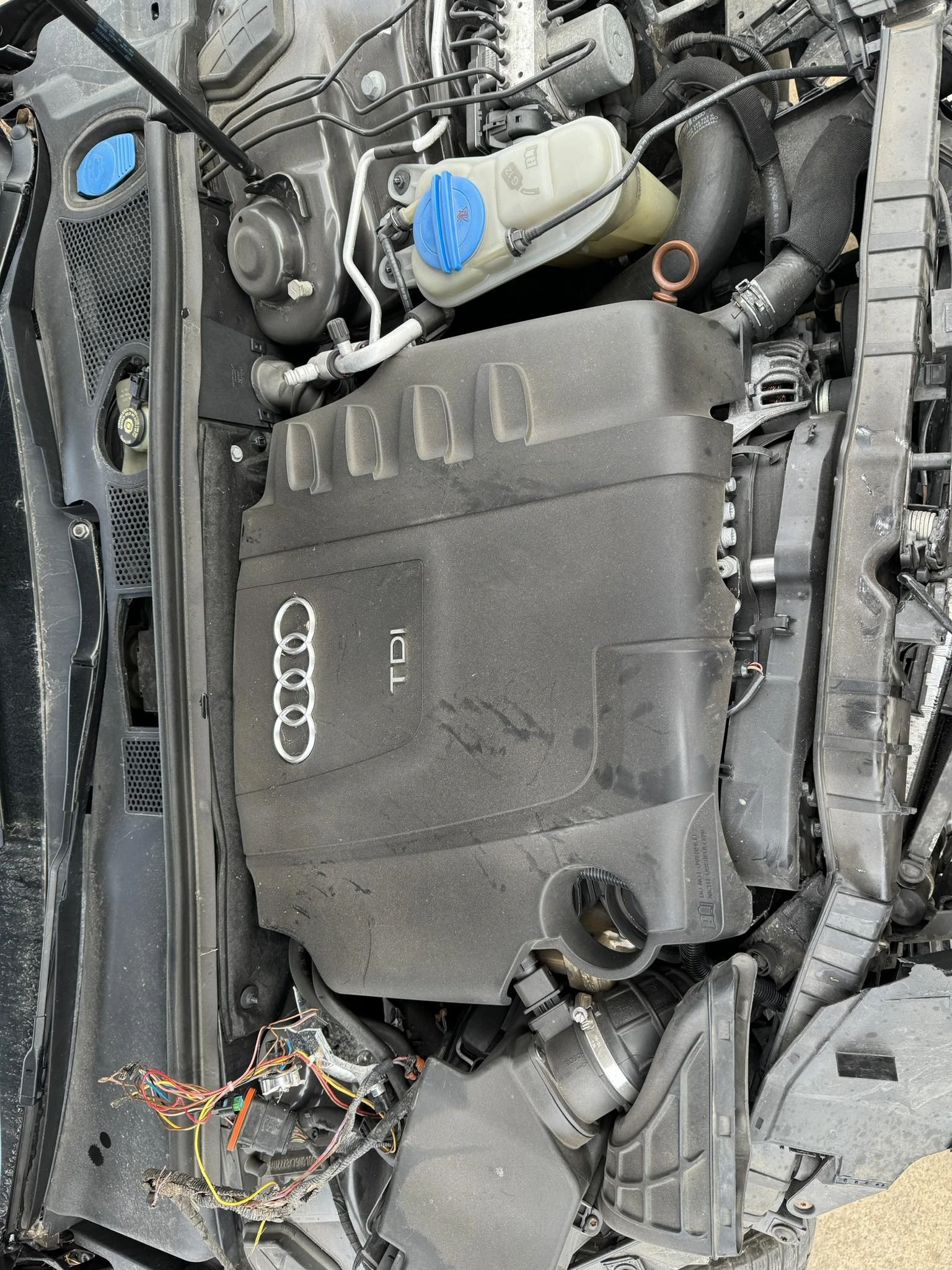 Audi A4 2.0 - изображение 7