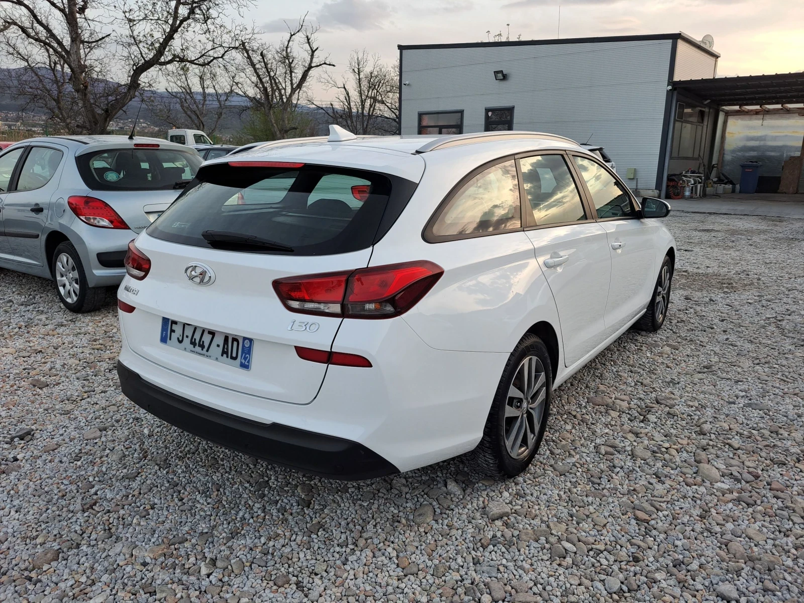 Hyundai I30 1.6 CRDI - изображение 6