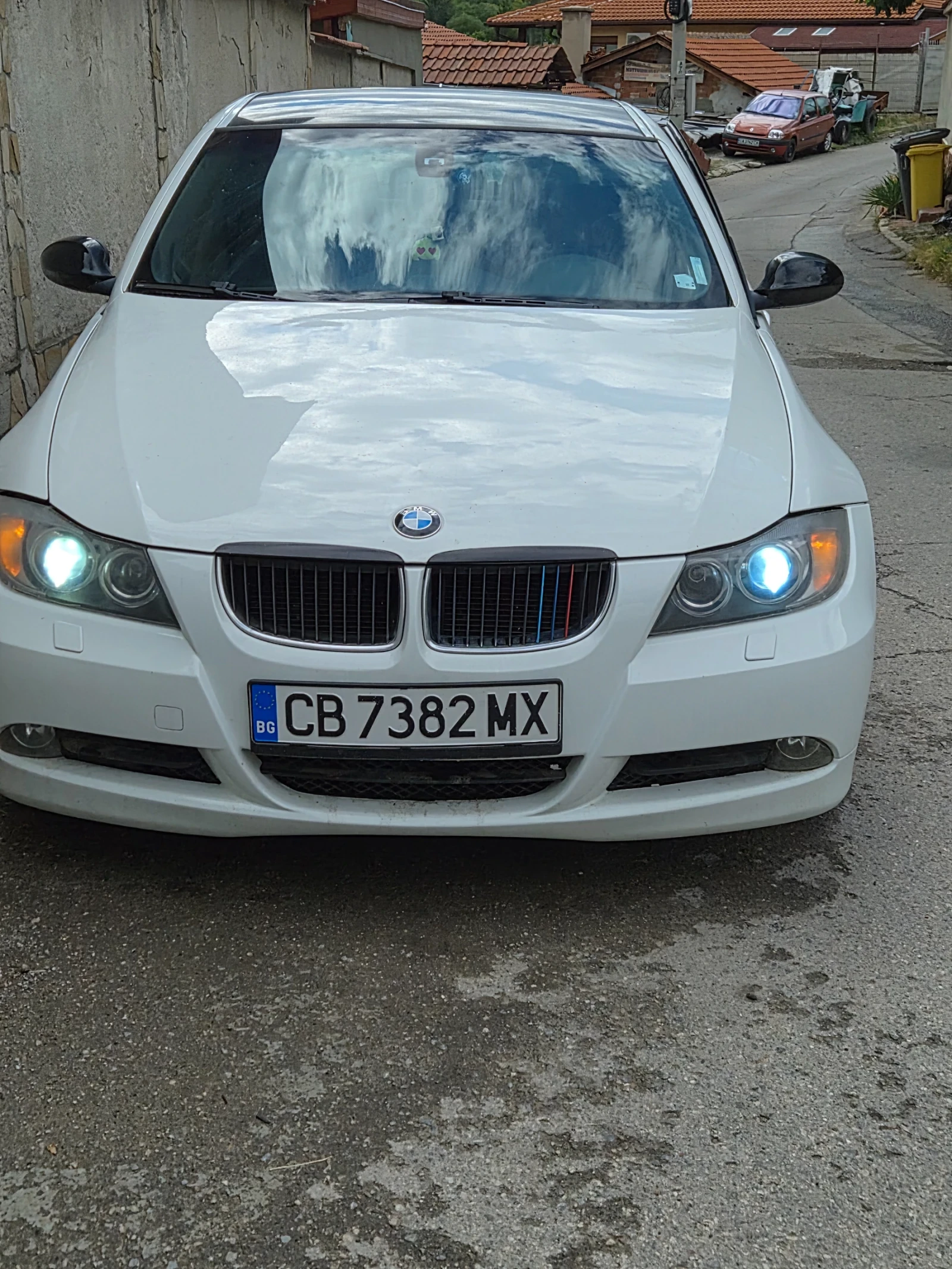 BMW 320 2 - изображение 5
