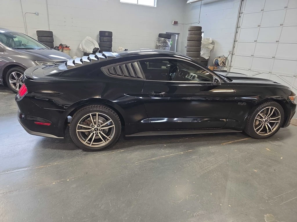 Ford Mustang * GT * CARFAX * ���� �� �� | Mobile.bg � ����������� 3