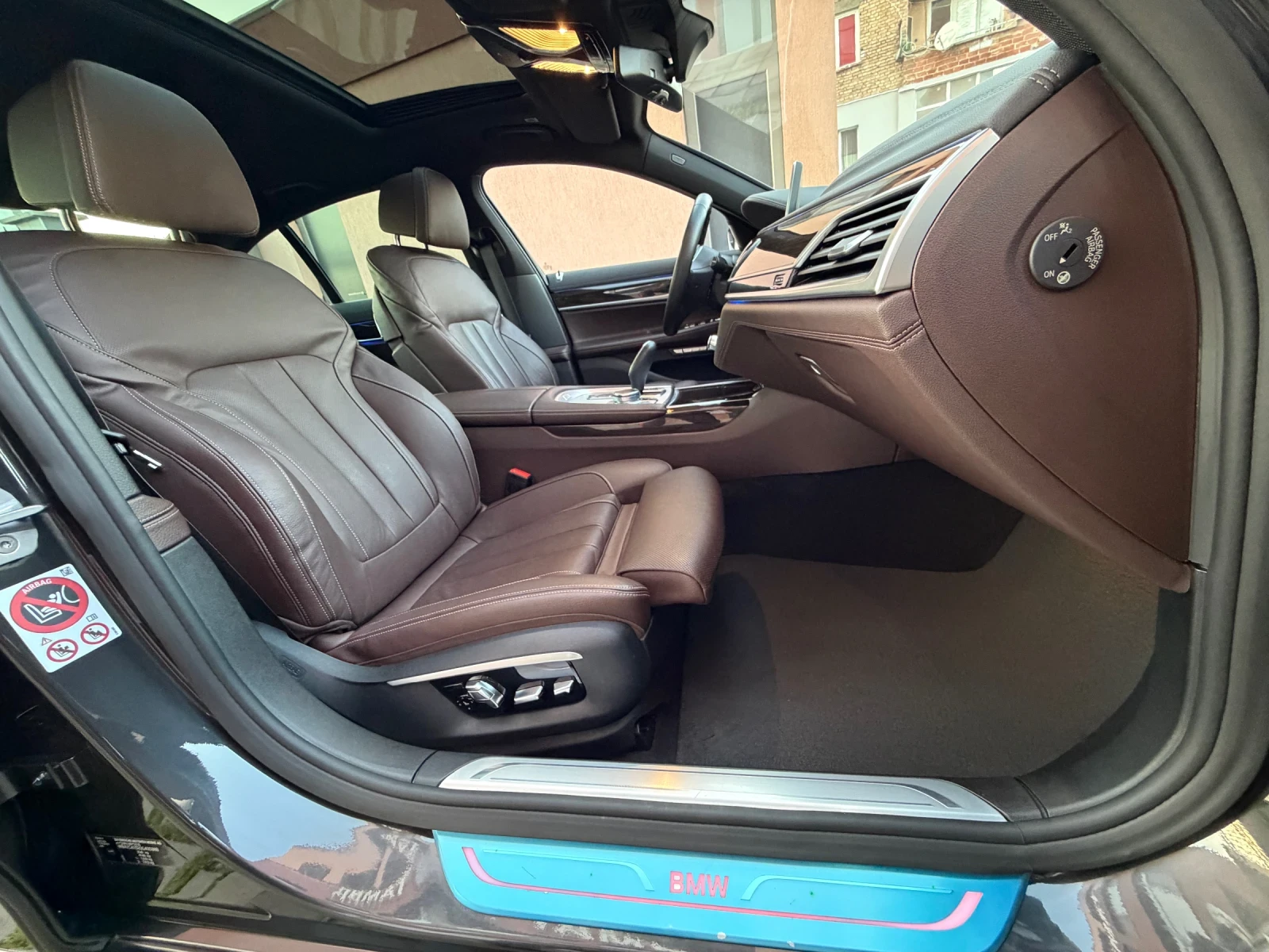 BMW 730 xdrive, снимка 15 - Автомобили и джипове - 54071388