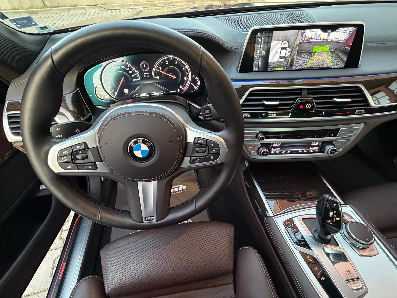 BMW 730 xdrive, снимка 11 - Автомобили и джипове - 54071388