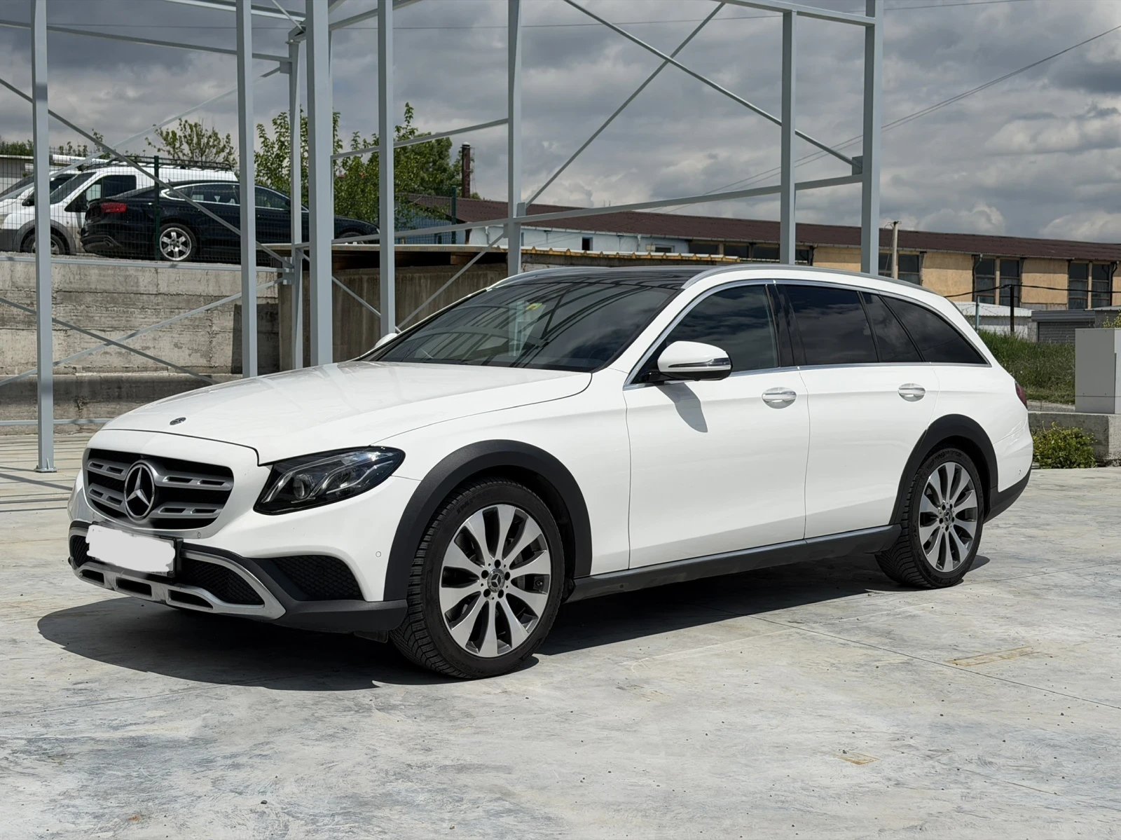 Mercedes-Benz E 350 All-terrain, снимка 2 - Автомобили и джипове - 54561818