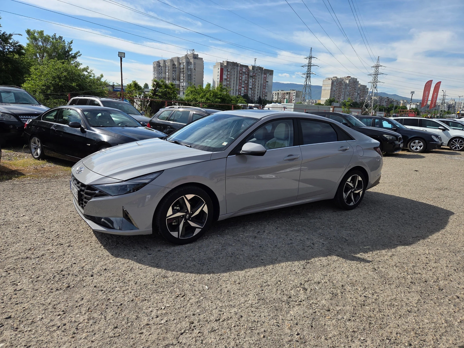 Hyundai Elantra 1.6 AVANTE HYBRID