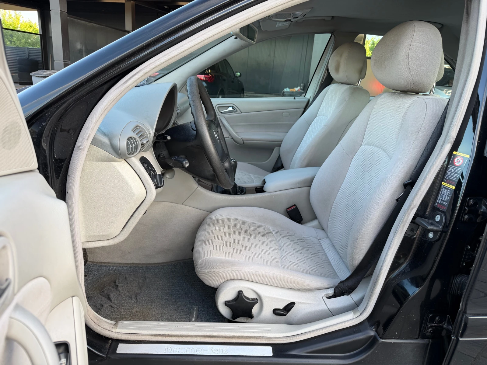 Mercedes-Benz C 220 CDI Facelift, снимка 8 - Автомобили и джипове - 54754244